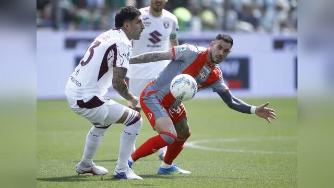 意甲-克雷莫内塞0-0逼平都灵 先赛领先降级区1分