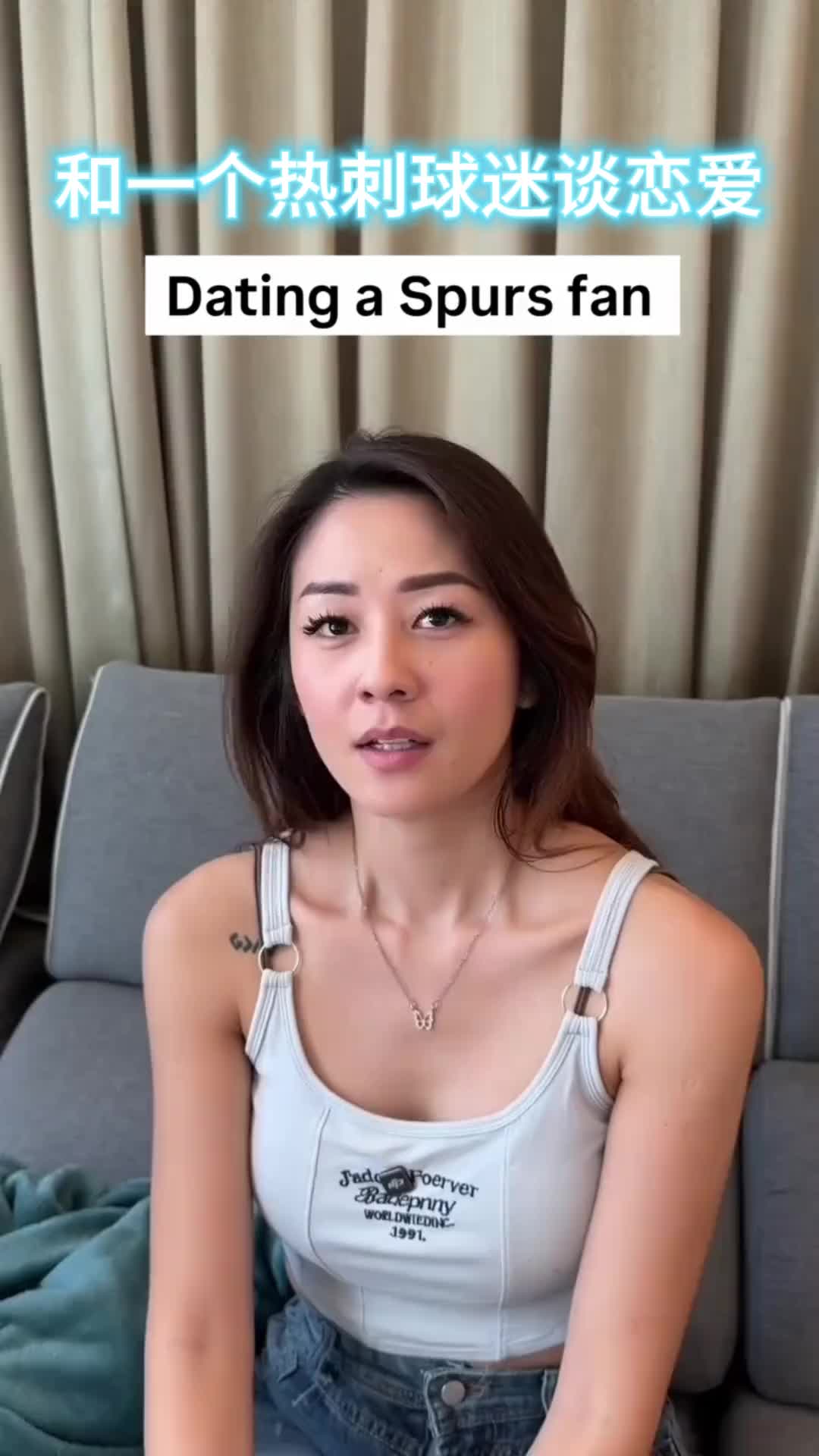 【赛事视频】美女网⭐友⚾：和一个热刺球✌️迷谈恋爱