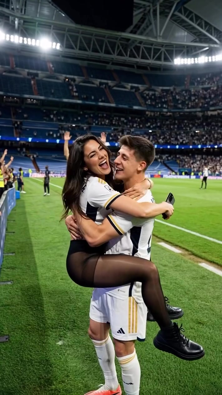 [球迷看点]外网网友制作AI居莱尔公主抱场边的美女，这女友要