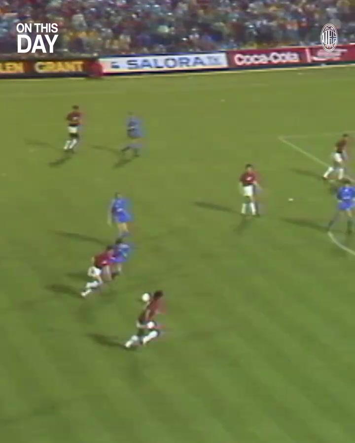 【推荐视频】写进俱乐部历史！经典回顾：米兰欧冠半决赛五球狂扫