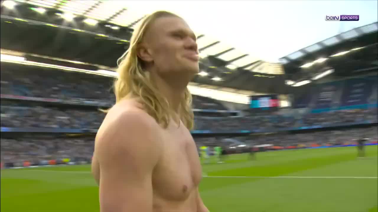 【花絮】得意的表情！赢下天王山赛后哈兰德披头撒发，脸上写满开