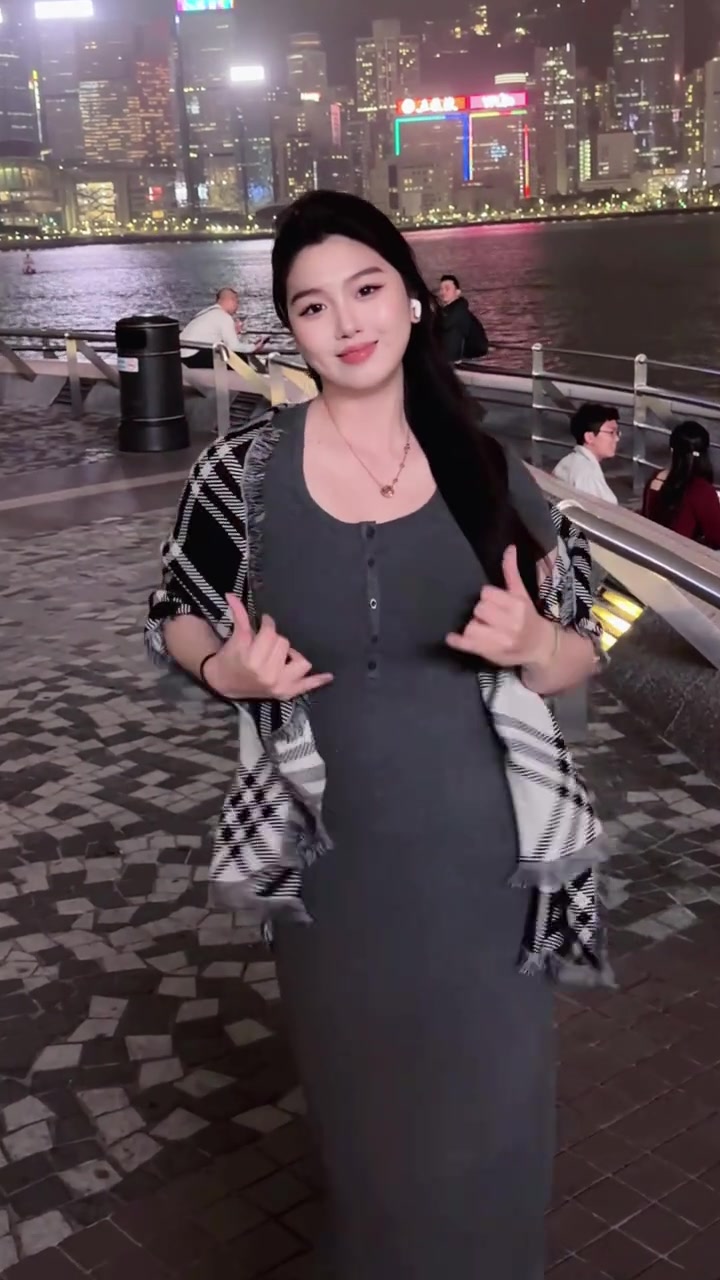 【推荐视频】沁纯也有女儿家娇羞的时候呢~