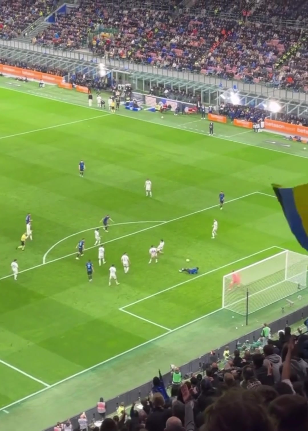 [精彩对决视频]恰球王！梅阿查实拍：恰尔⬇️汗奥卢飞火流星吹