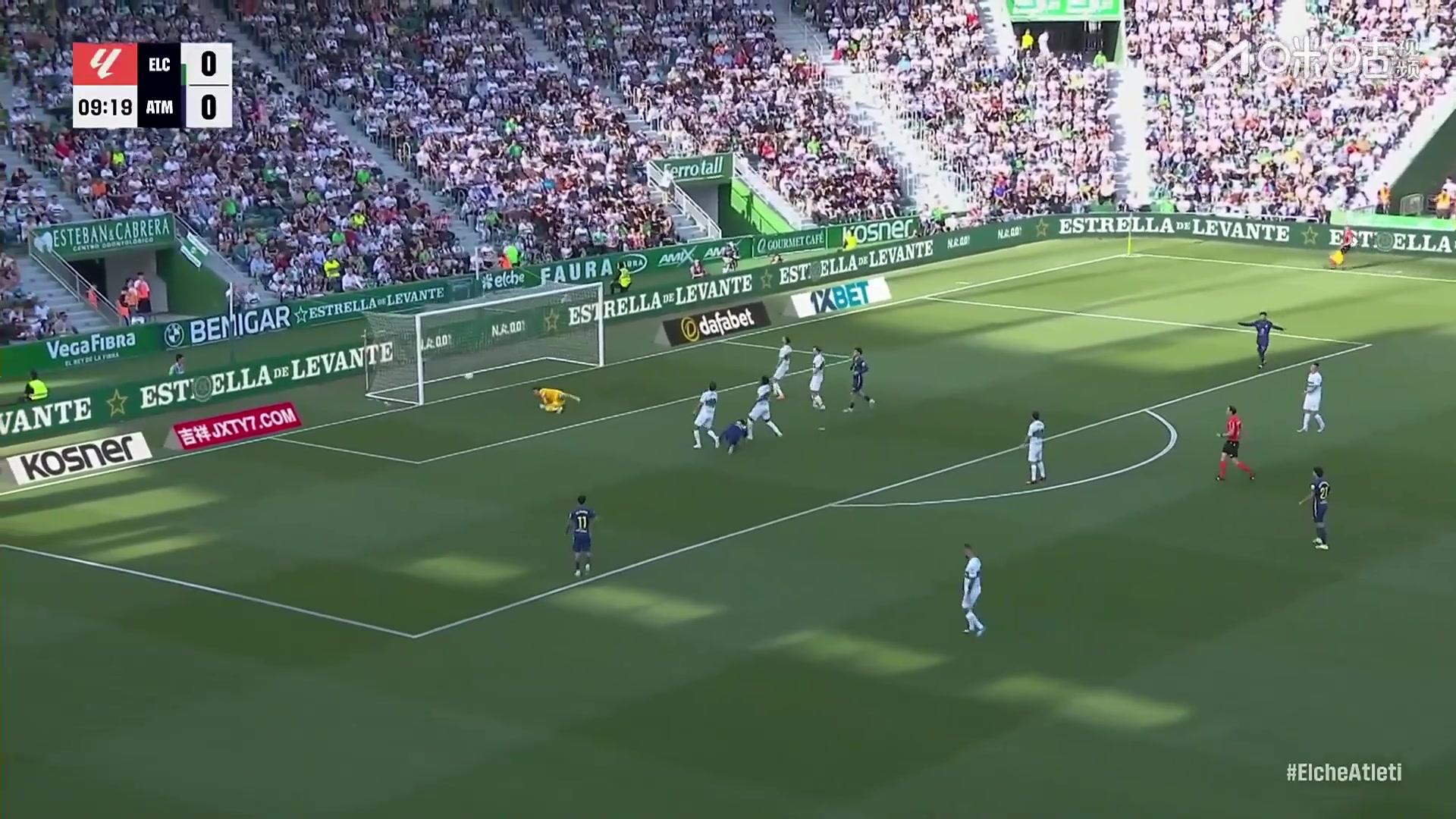 精彩的反击破门！门多萨脚后跟助攻，冈萨雷斯跟进铲射破门！