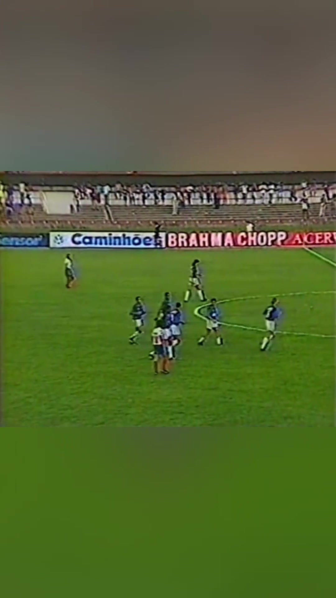 天赋碾压！17岁大罗巴甲单场5球，最后一球竟是疯狂足球名场面！