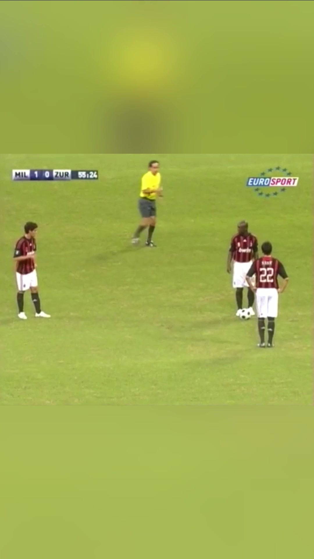 顶配待遇！西多夫做球+卡卡架炮！当年帕托这待遇也是没谁了！