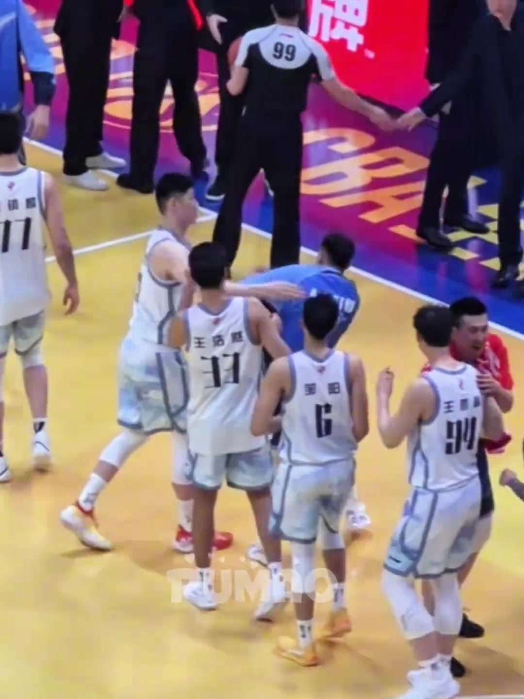 【深度视频】⭐住❗手，你们不要再打了..✌️. 