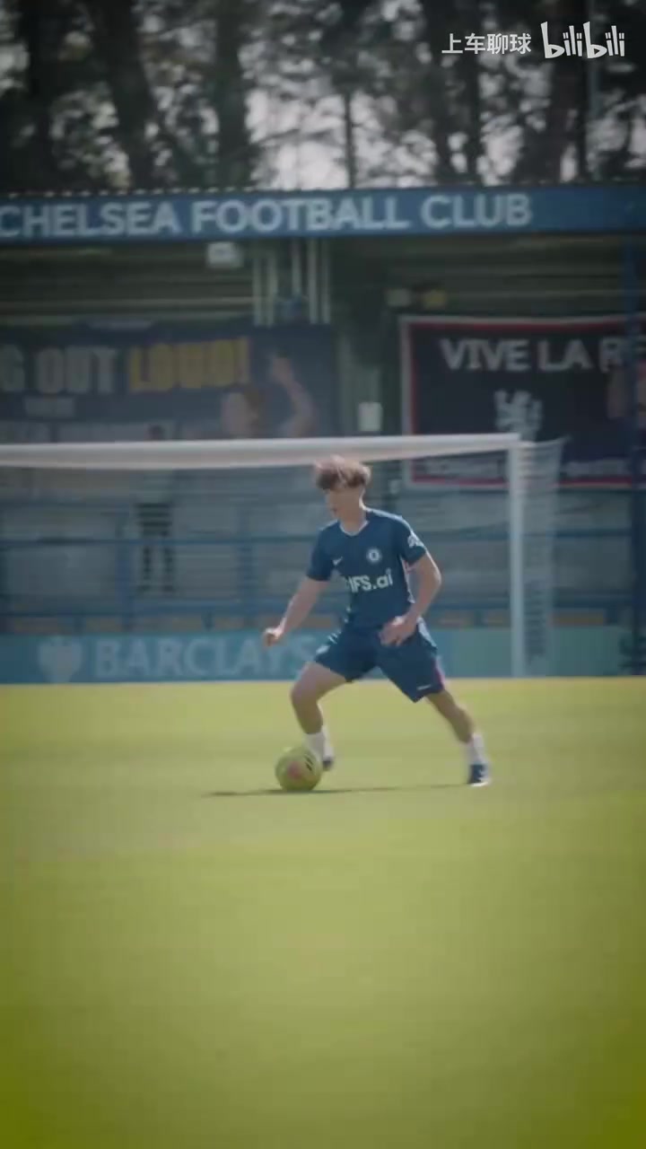 【英超】青年队炸鱼！欣赏由科尔维尔发起，埃布埃完成终结的进球！