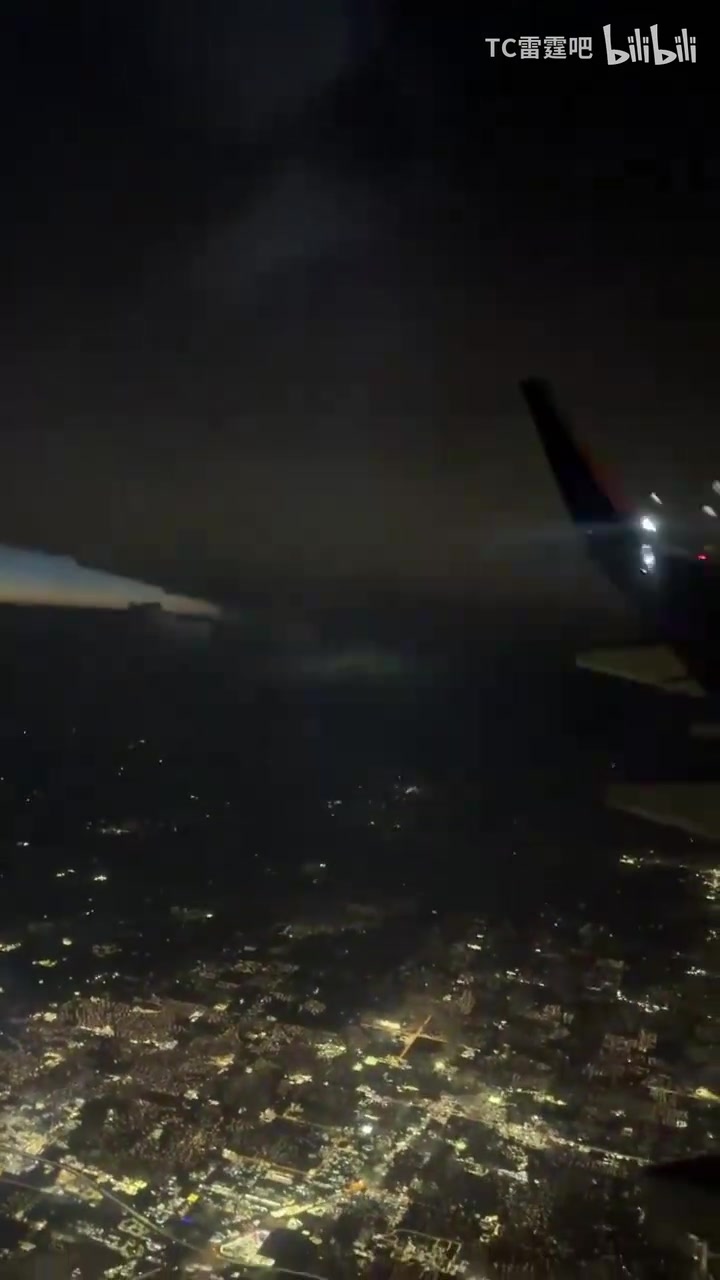 [关键对位视频]名副其实的雷霆队！感受一下俄克拉荷马州的雷暴