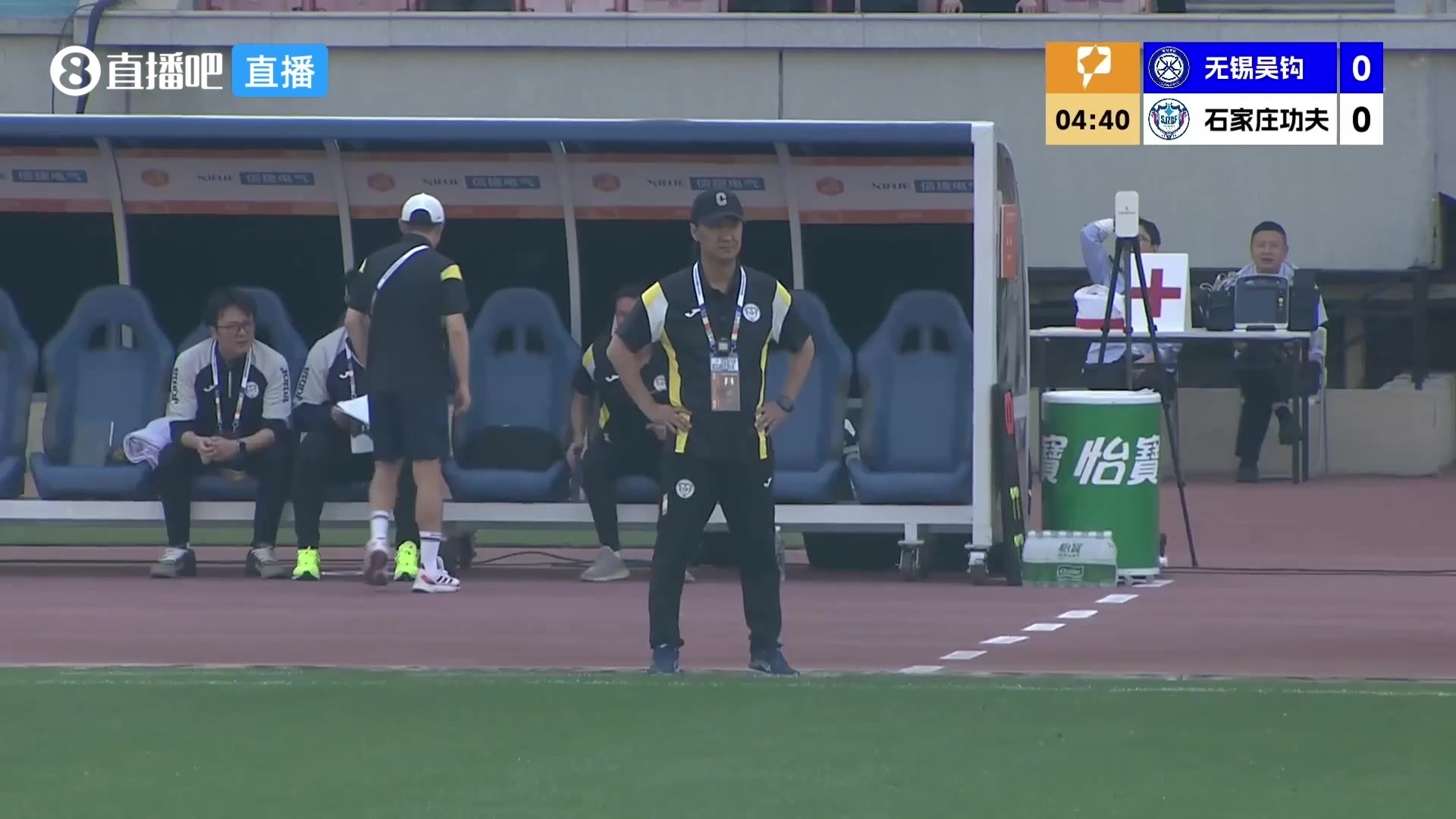 【体育视频】熟悉的面孔！老国脚肖战波如今已成为中甲石家庄功夫