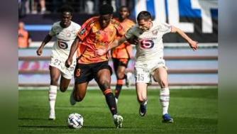 法甲-帕尔多破门里斯-梅洛染红 里尔1-0十人巴黎FC