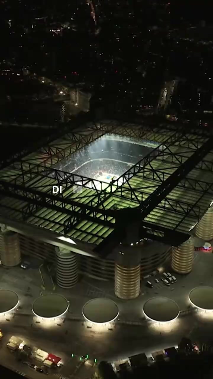 【集锦】群星璀璨！米兰官推：面对尤文发挥出色的那些前辈们！