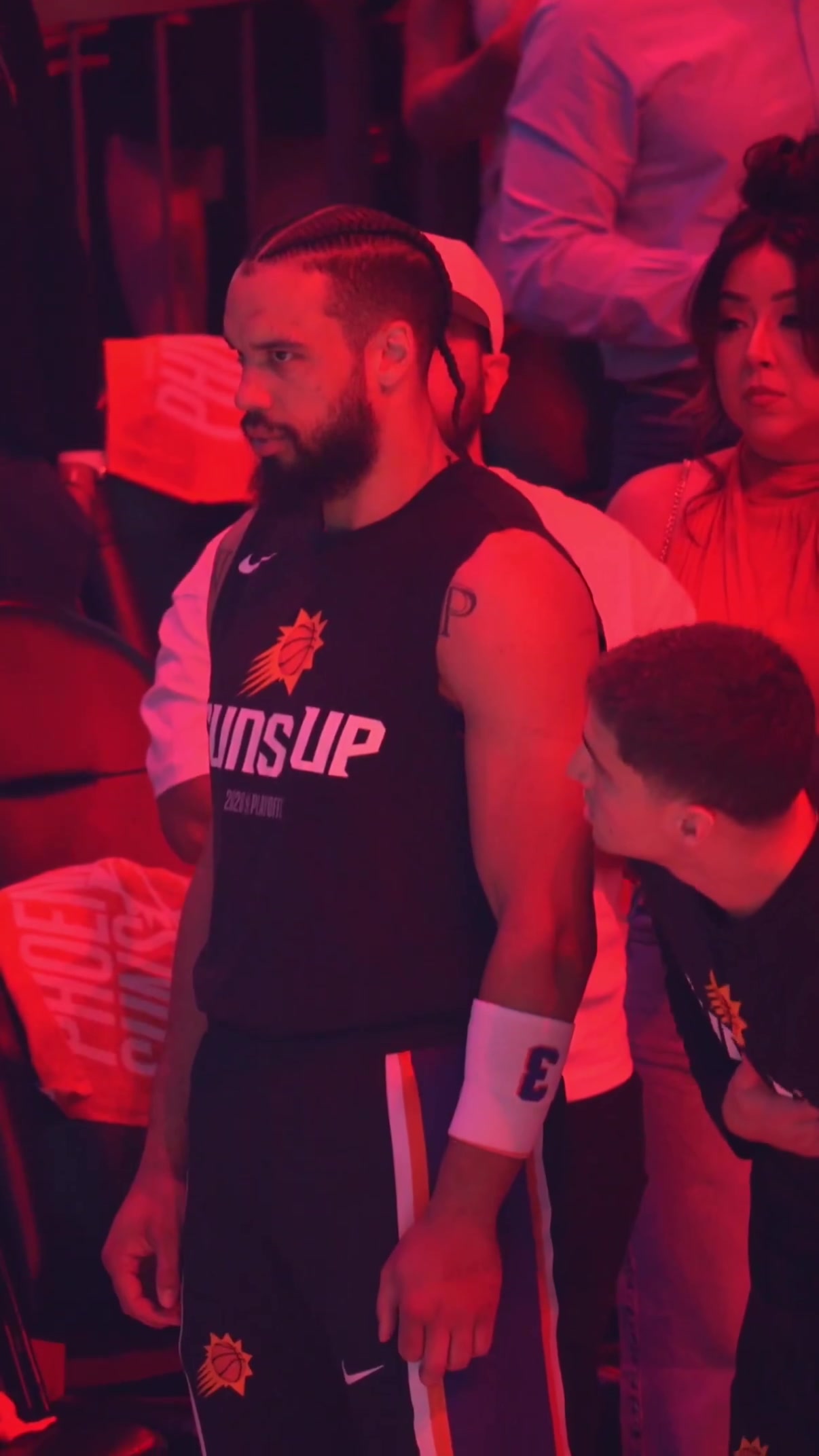 【实况精华剪辑】赛❗前惯例狄龙一动不动目不转睛凝视对方~