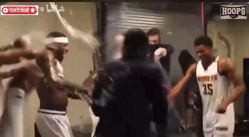 【推荐】还能再翻吗？回顾20年掘金1比3落后强势翻盘的更衣室！