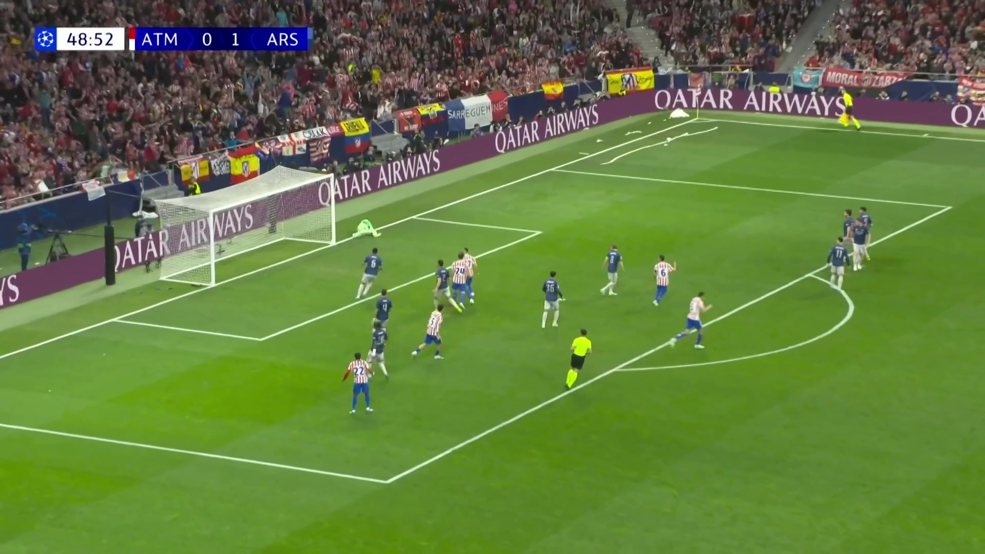 差之毫厘！阿尔瓦雷斯超远任意球圆月弯刀，险些轰开阿森纳大门！