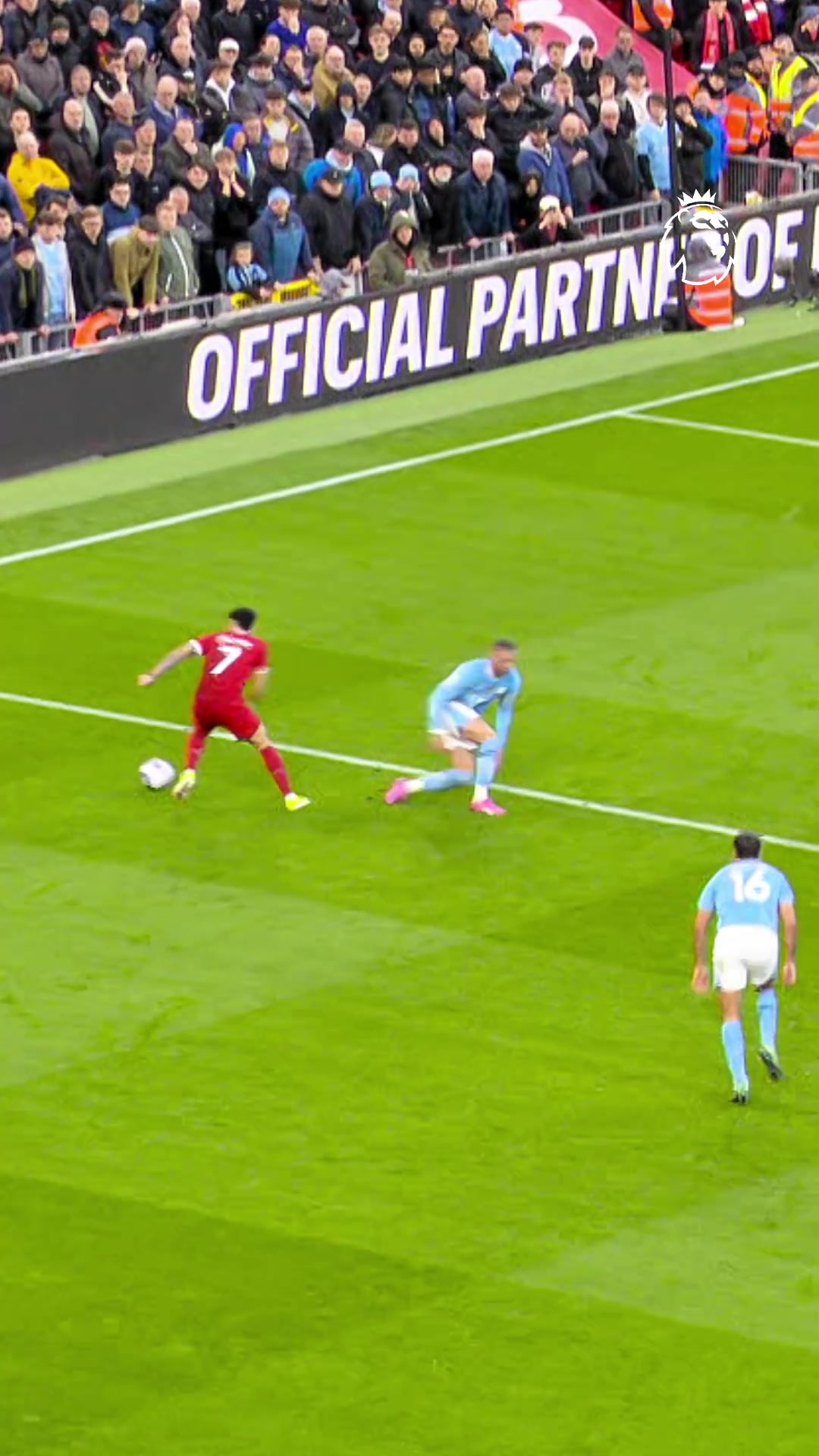 迪亚斯盘带过人如舞步般丝滑！拜仁：感谢利物浦老铁送的火箭