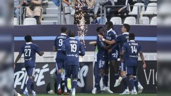 法甲-马通多双响戈贝尔建功 巴黎FC4-0大胜布雷斯特