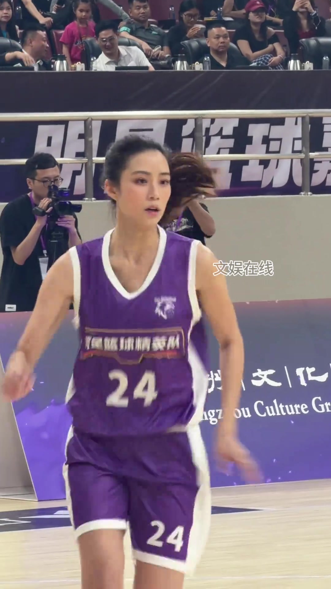 【热点回放】有点东西 刘颖镟真不愧是TVB最打得的女艺人！