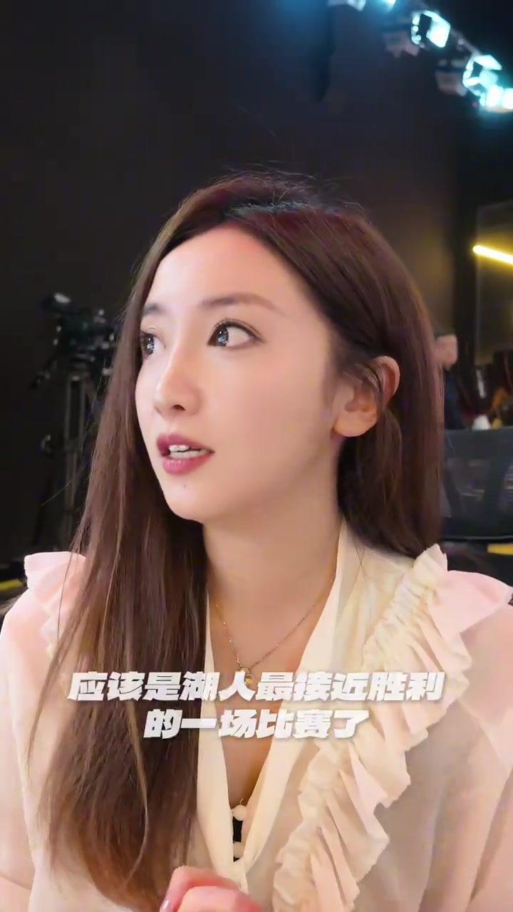 【视频】佳依点评：湖人真的尽力了全队都要碎了回到主场享受比赛吧
