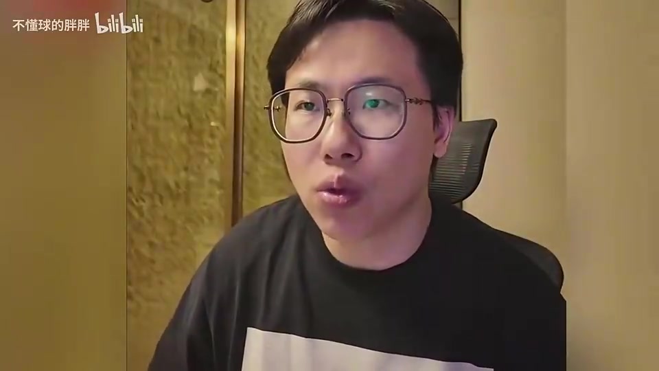 【球星瞬间】孔祥宇此前⬆️：尼克斯打骑士是上风球，而且他们对抗比活塞还强！