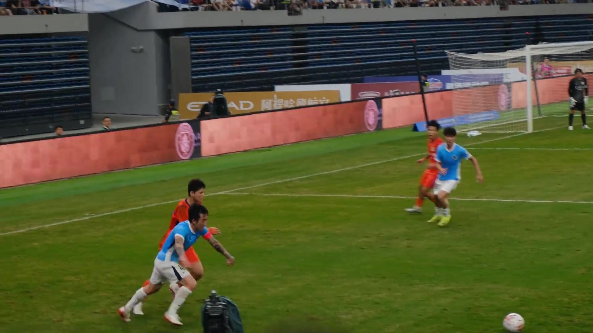 【今日精彩】婉若游龙！克雷桑对阵深圳新鹏城的✨⚽这次摆脱✨在中超什么水平