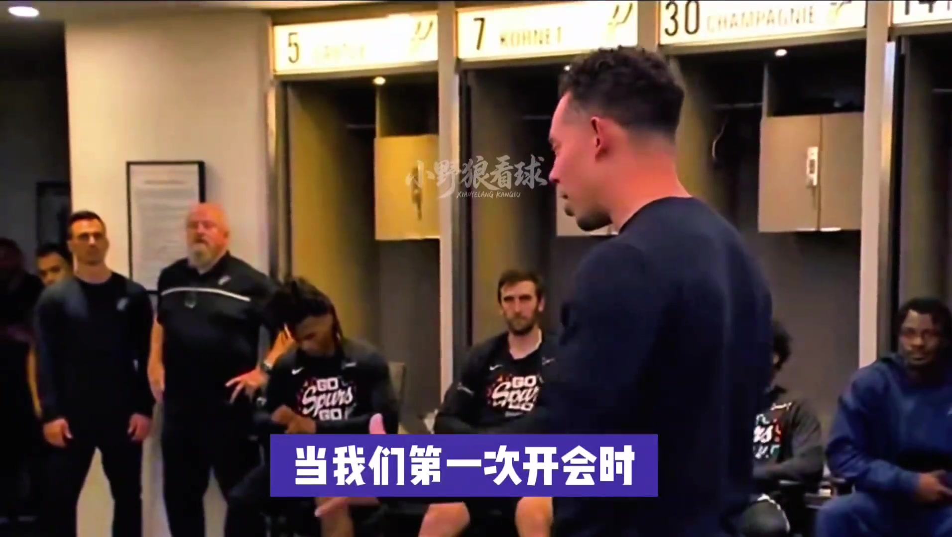 米奇赛前鸡汤:十个月前有人告诉你们会打西决抢七 一定热血沸腾 米奇赛前鸡汤:十个月前有人告诉你们会打西决抢七 一定热血沸腾