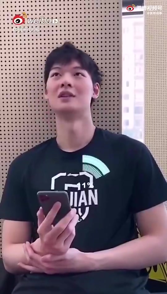 王哲林曾谈：如果可以去NBA的话，想去湖人和詹姆斯一起打球