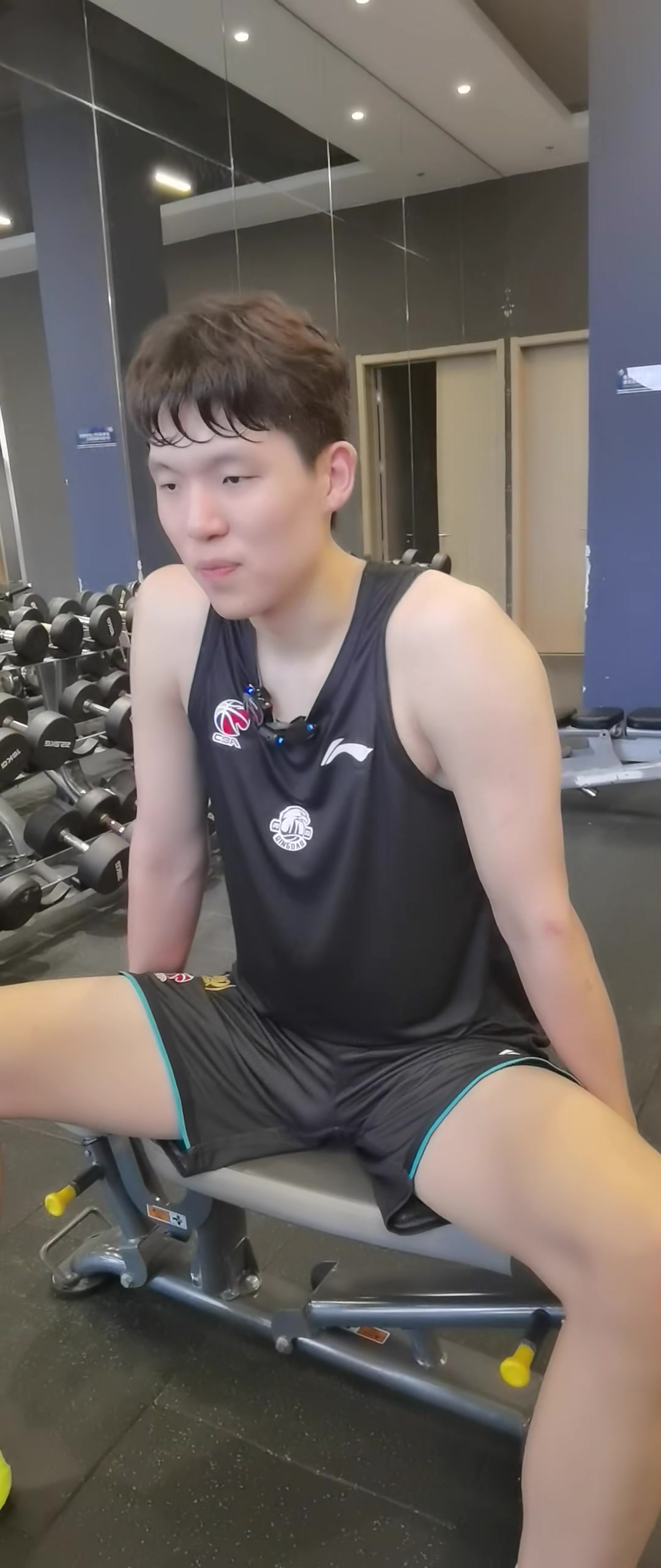 杨瀚森寄语母队青岛:明年拿CBA总冠军☺️ 杨瀚森寄语母队青岛:明年拿CBA总冠军☺️