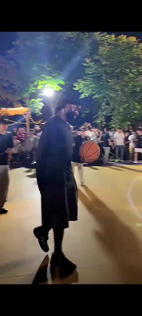 [篮球]“这就是普通人与NBA的区别，摸不到，真的摸不到”