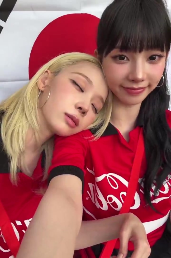 [值得一看]上半场0-0，韩国女团美女成员快看睡着了