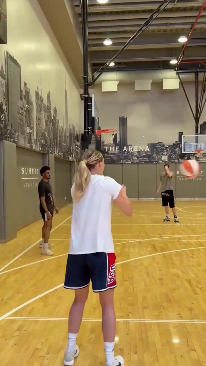 [NBA]动作发力太标准流畅了！佩奇的日常训练~