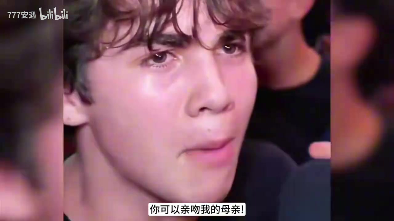 【NBA】尼克斯夺冠后纽约球迷对布伦森的爱更疯狂了！！