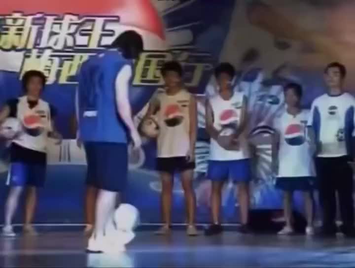 [世界杯]小罗：我的花式技艺梅西都会，他只是不喜欢炫耀