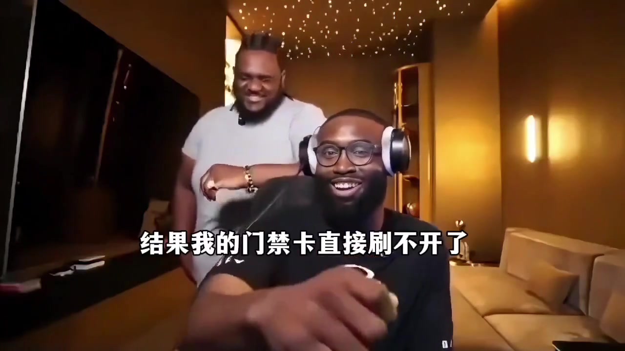 [推荐]布朗：我最后尝试刷绿军训练馆门禁卡，结果我的卡直接刷