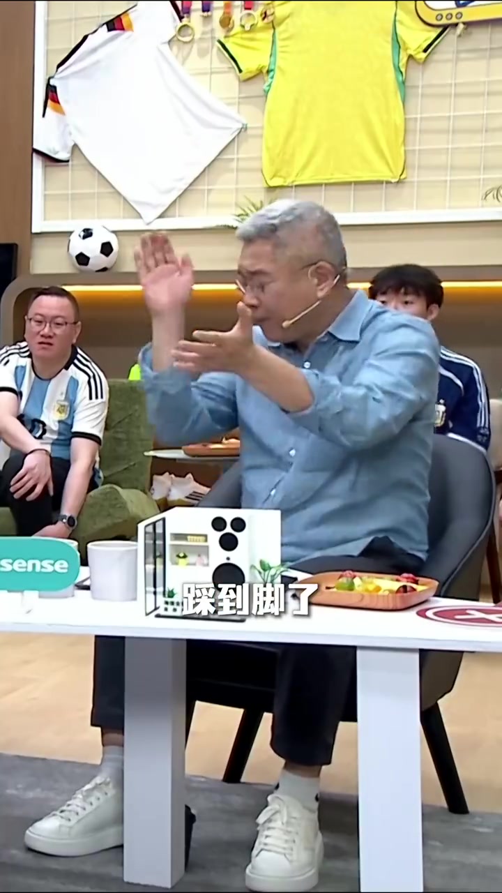 【埃及】刘建宏：足球场也是弱国无外交，裁判有生杀大权说啥就是啥