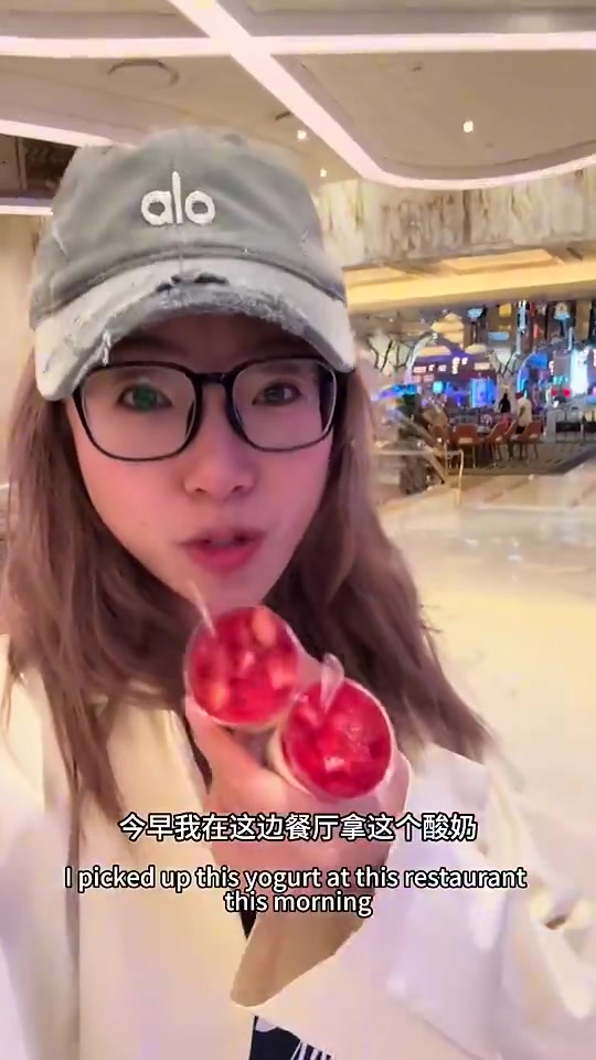 【今日视频】女记者曾在美偶遇艾弗森：他正在赌钱输好几万，不能跟我合影