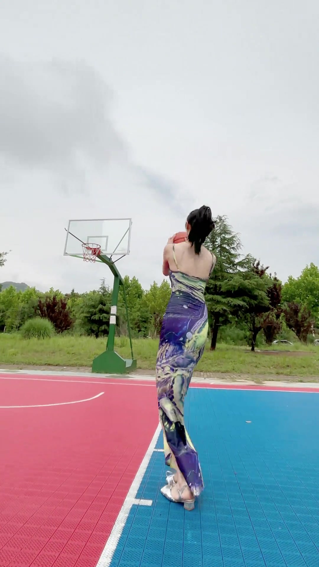 [经典赛事视频]穿✨旗袍打球第一人！