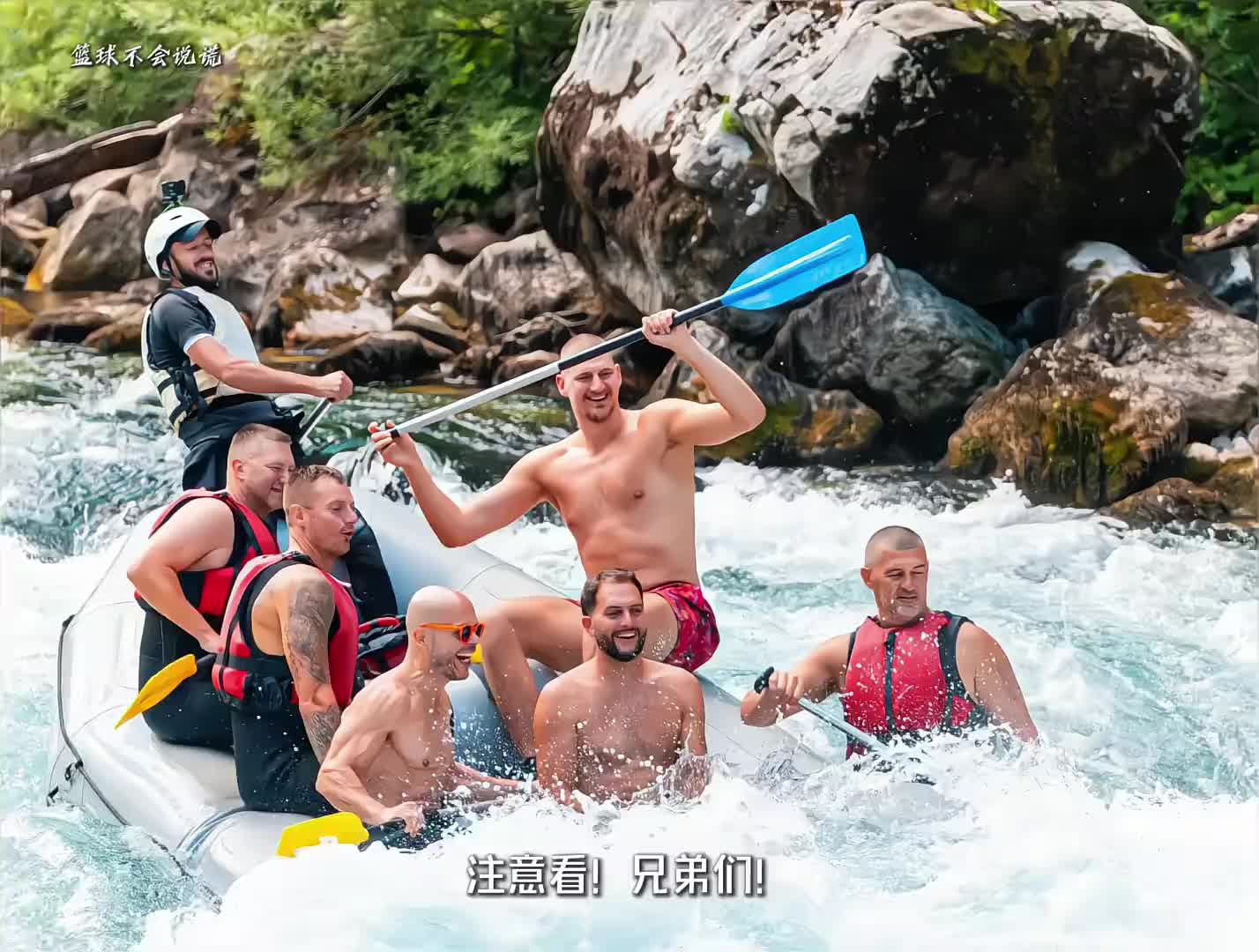 恐怖时刻!约基奇瘦成“精壮版”自己,下赛季战力会有多强? 恐怖时刻!约基奇瘦成“精壮版”自己,下赛季战力会有多强?