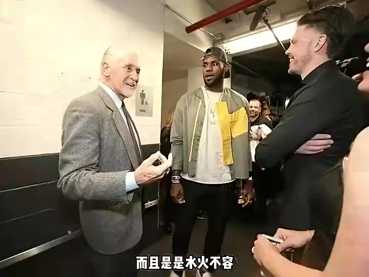 【精彩剪辑】杨毅此前：当年热火詹与莱利势如水火！最有势力管理层对最有势力球员