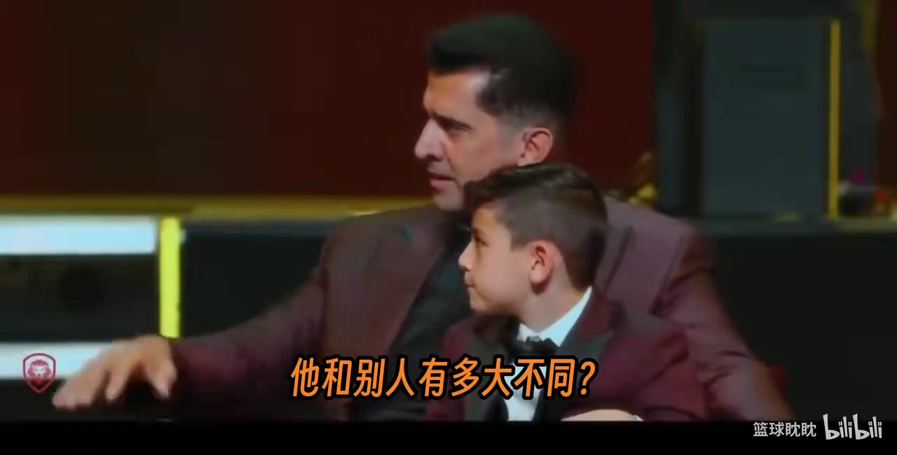 [体育优选视频]沙克：科比他18岁就⭐在更衣室里做无球投篮，