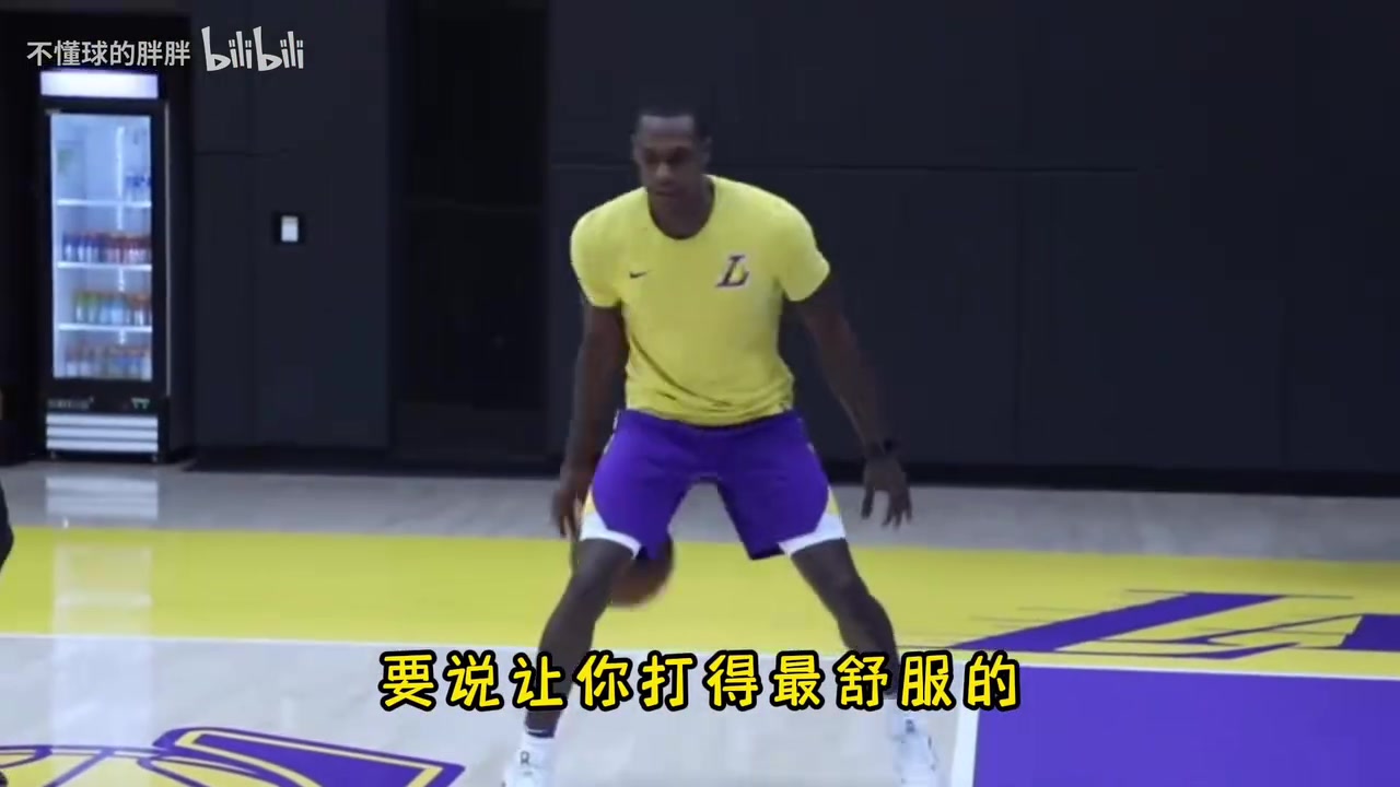 杨毅：NBA最会传球的人就是隆多，跟他打球是真的舒服