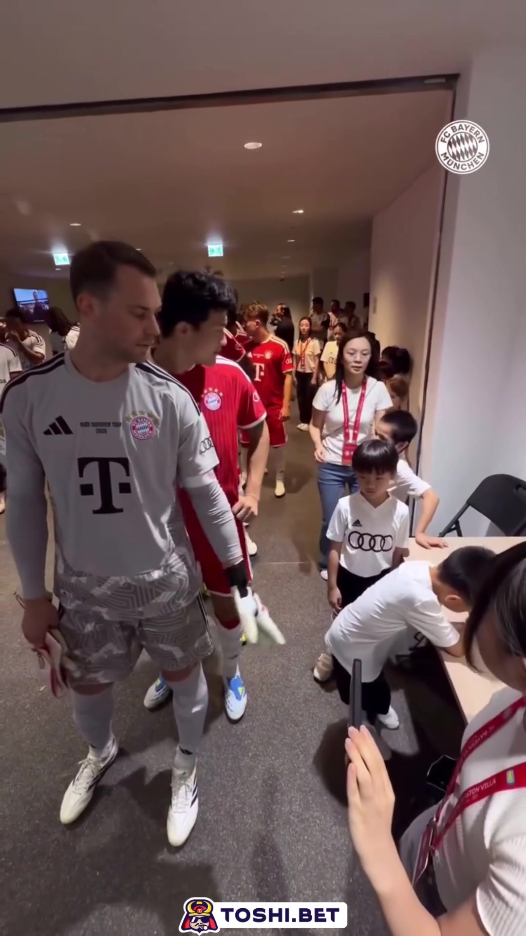 [快速回放]诺⚽伊尔✨：小朋友快走了！小球童：奇怪的坏叔叔