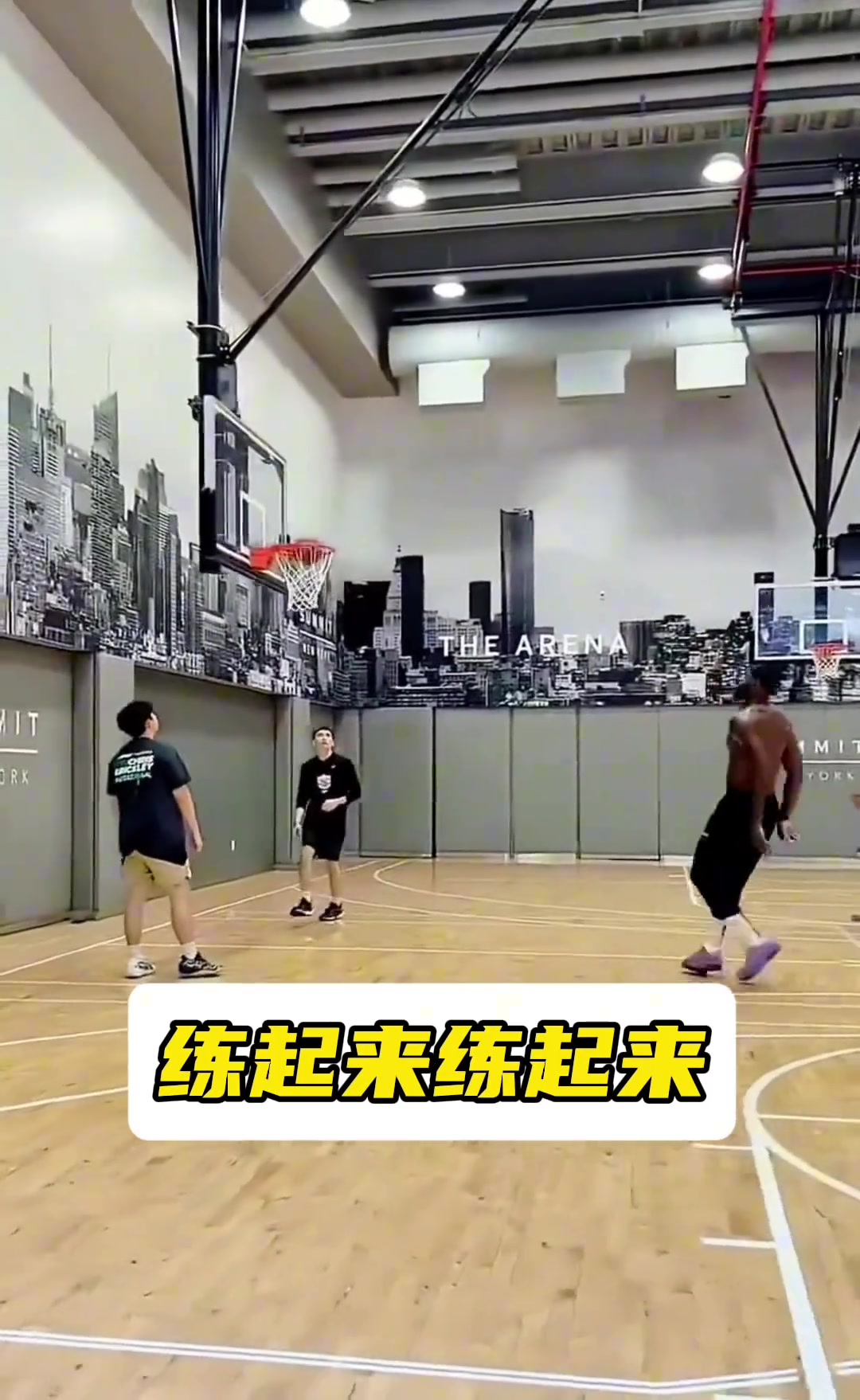 不断磨练！老汉的油箱还是满的