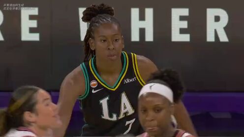 WNBA常规赛 康涅狄格太阳 68 - 77 洛杉矶火花 全场集锦