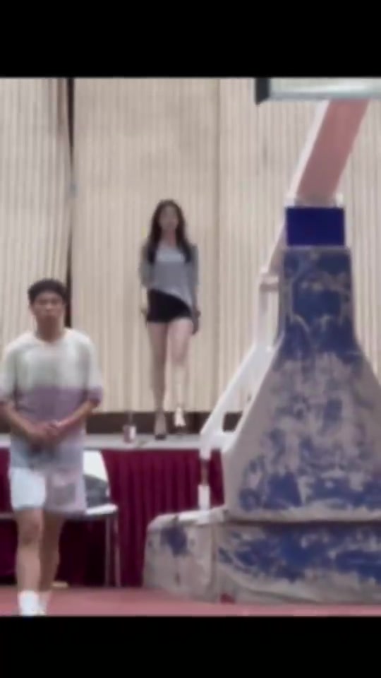 就这摄影水平，但在摄影行业基本站稳脚跟了吧