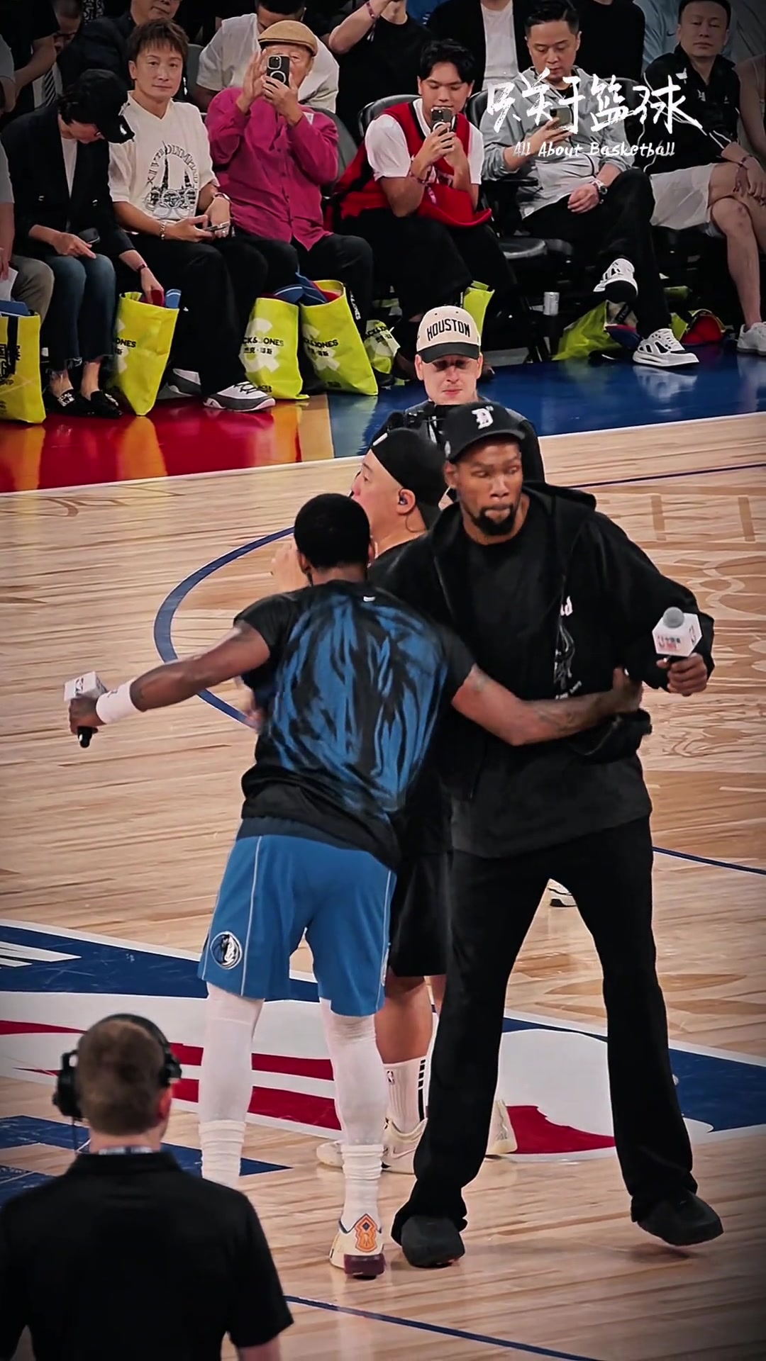 [赛事回顾]再见已是对手！欧文和杜兰特在NBA中国赛上相互致