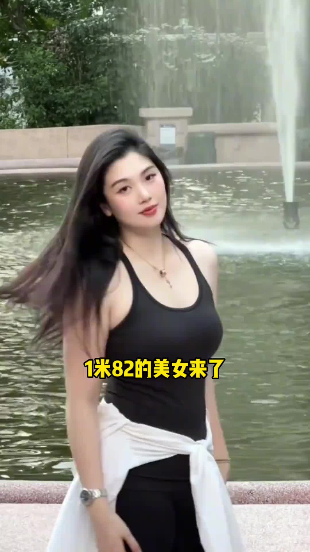 又美又能打！1米82的野球肘姐，这身材太完美了