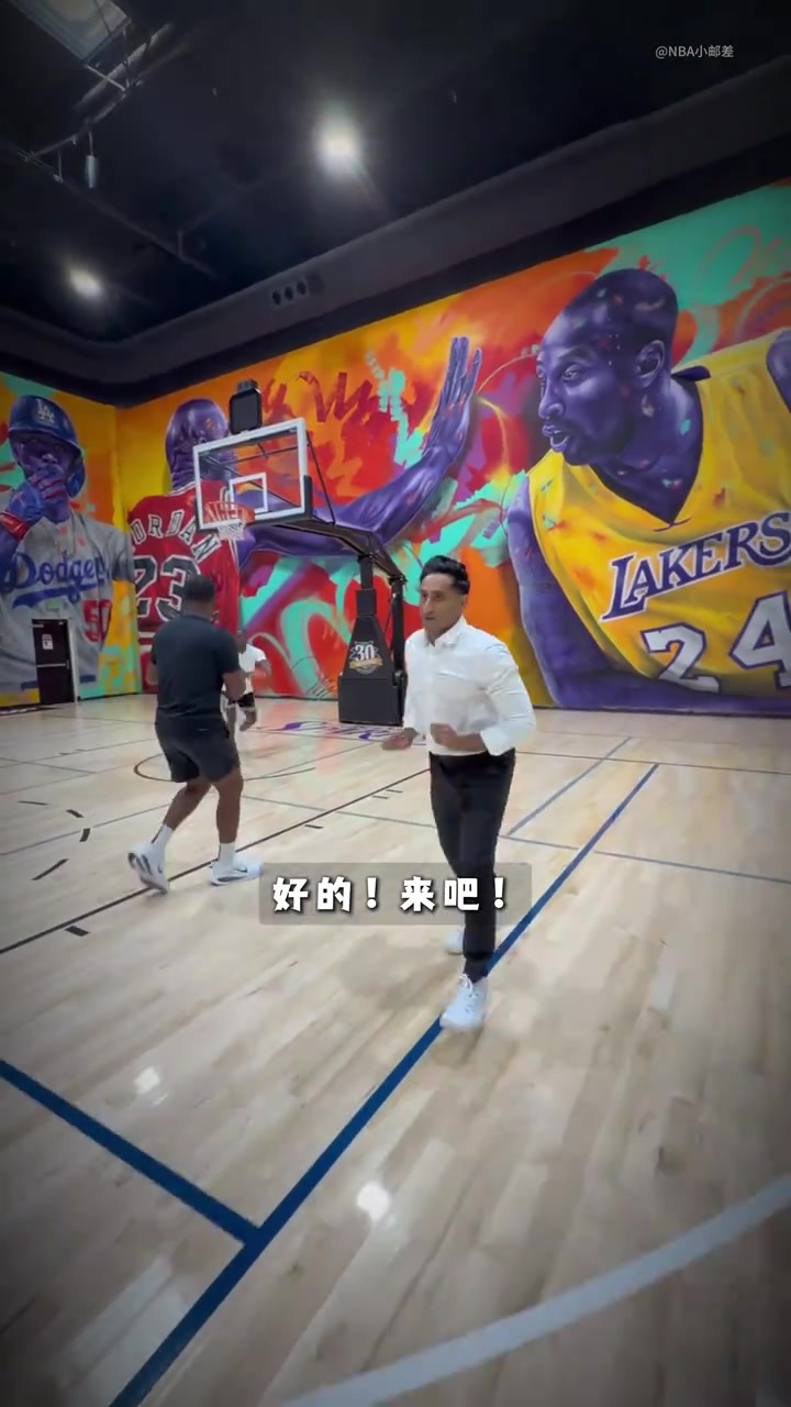 Shmas:NBA消息我最灵,三分球我是真的行! Shmas:NBA消息我最灵,三分球我是真的行!