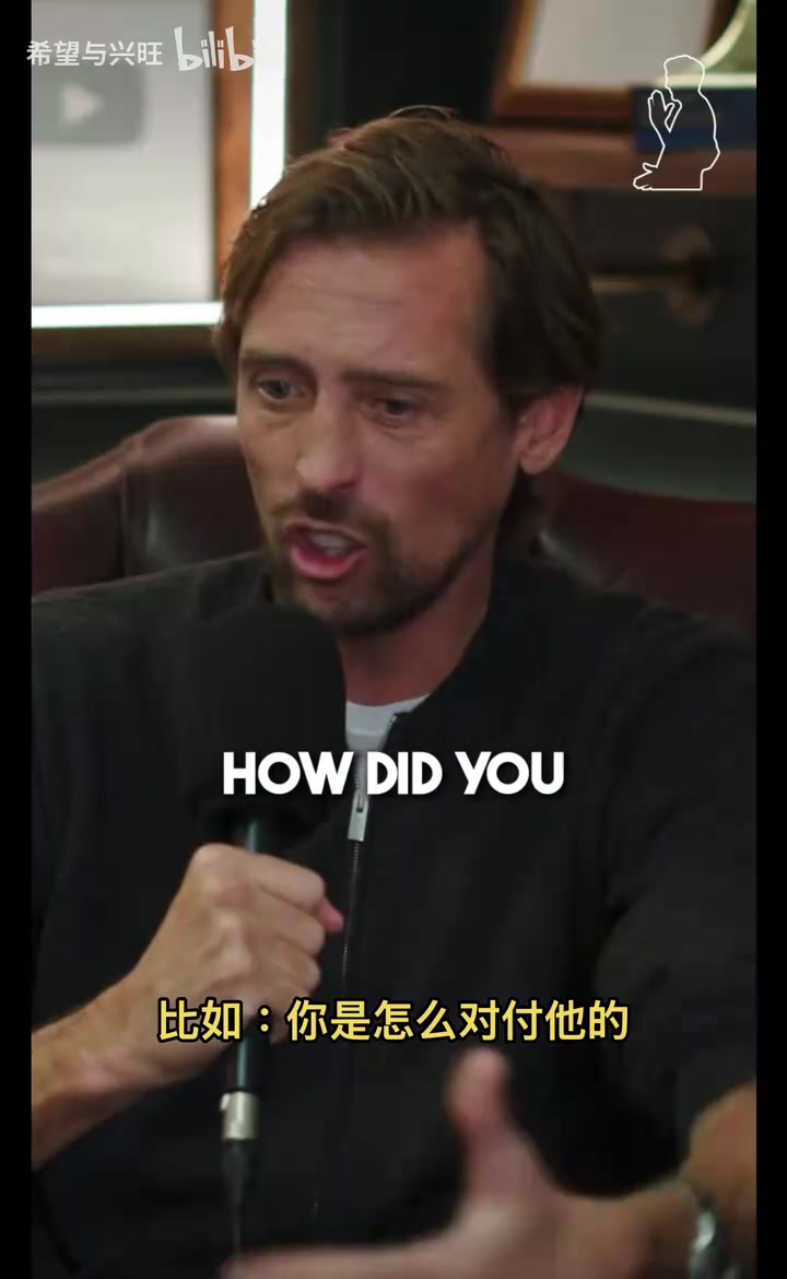 阿什利·科尔:一对一C罗会把我打爆,他能走左边也能走右边! 阿什利·科尔:一对一C罗会把我打爆,他能走左边也能走右边!