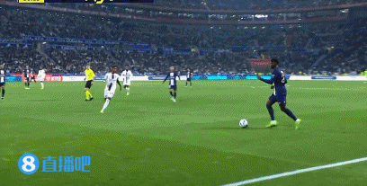 半场-梅西破门内马尔送赛季第七次助攻 巴黎暂1-0里昂